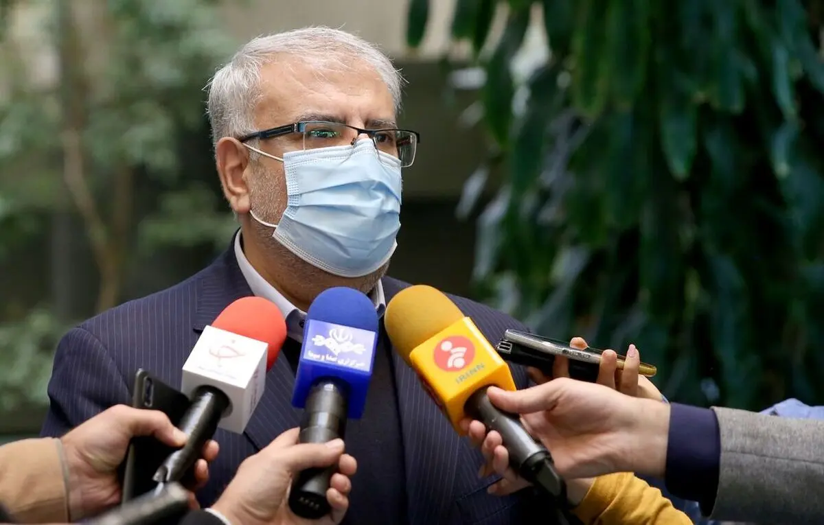 روزانه ۴ تا ۴ و نیم میلیون مترمکعب گاز سوآپ می‌شود/ اجازه توقف فعالیت صنایع را ندادیم