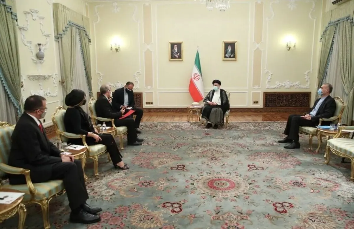 لدى استقباله نائب الرئیس الفنزویلی... رئیسی: الدول المستقلة قادرة على التغلب على الحظر والضغوط الامیرکیة