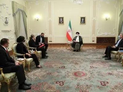 لدى استقباله نائب الرئیس الفنزویلی... رئیسی: الدول المستقلة قادرة على التغلب على الحظر والضغوط الامیرکیة