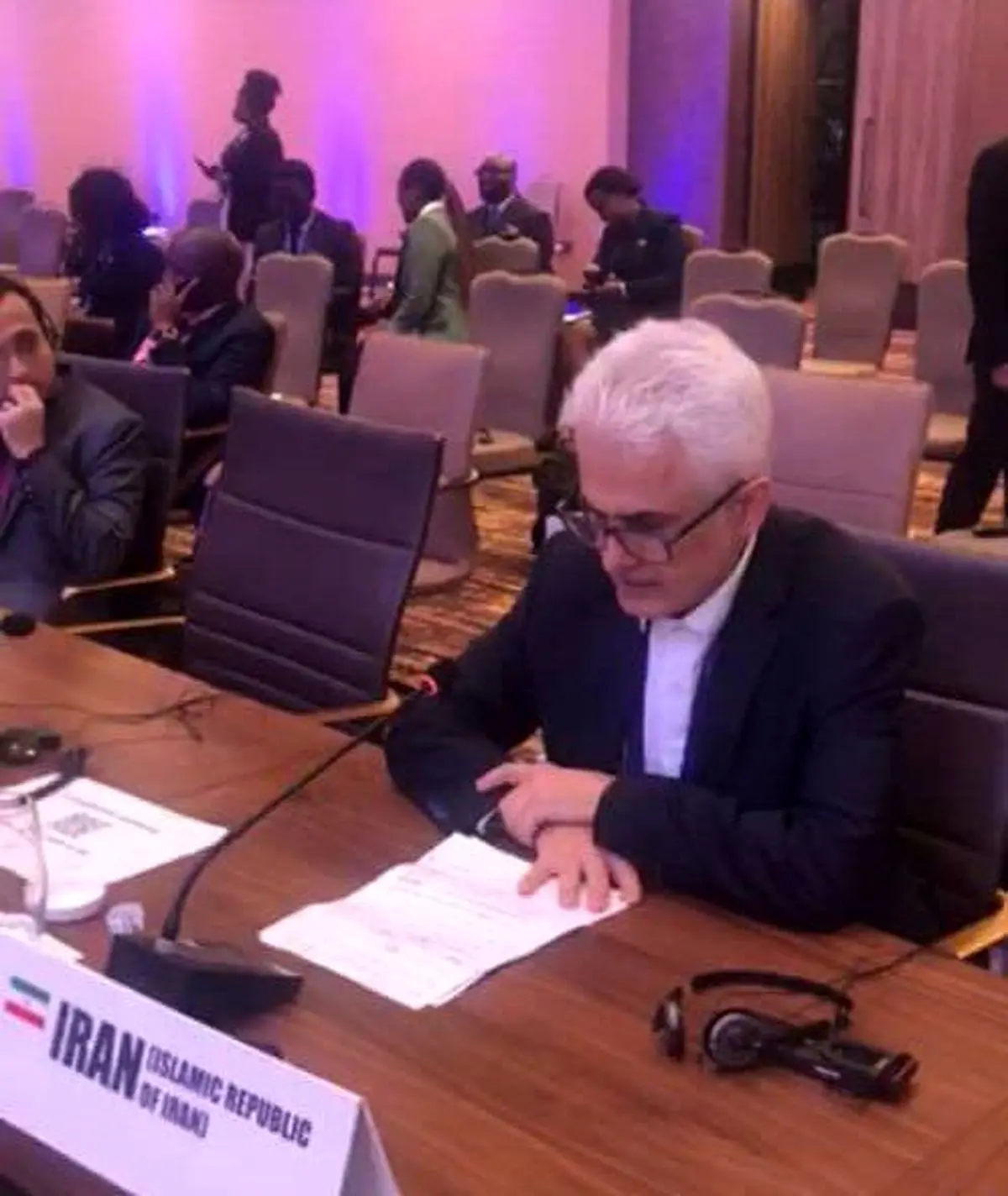 طهران تندد بإثارة الإمارات ملف الجزر الإيرانية في مؤتمر أوغندا