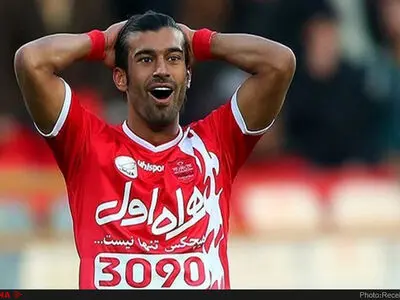 بمب نقل و انتقالاتی در قطر؛ رامین رضاییان قرمزپوش شد (عکس)