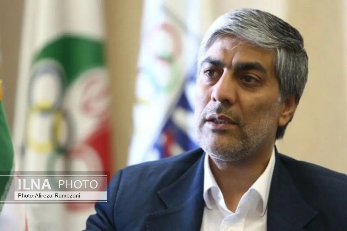 نامه کیومرث هاشمی به فدراسیون‌ها؛ تا اصلاح اساسنامه انتخابات برگزار نکنید
