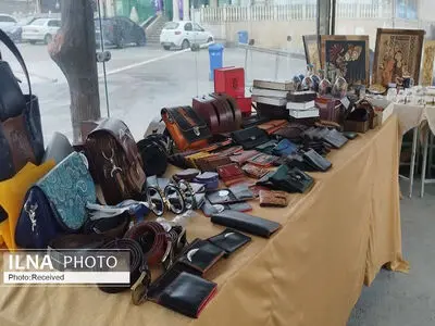 نمایشگاه و بازارچه صنایع دستى آبیک فعال شد