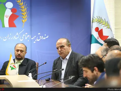 بدهی دولت بابت مشمولان صندوق بیمه اجتماعی به ۱۱۰۰ میلیارد تومان رسیده/ هنوز ۸۰ درصد از راه مانده است