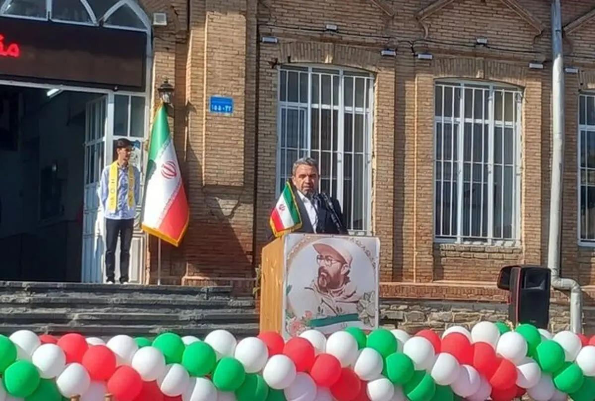 آغاز سال تحصیلی جدید در آذربایجان غربی با نواخته شدن زنگ مهر/۶۵۱ هزار دانش آموز راهی مدرسه شدند