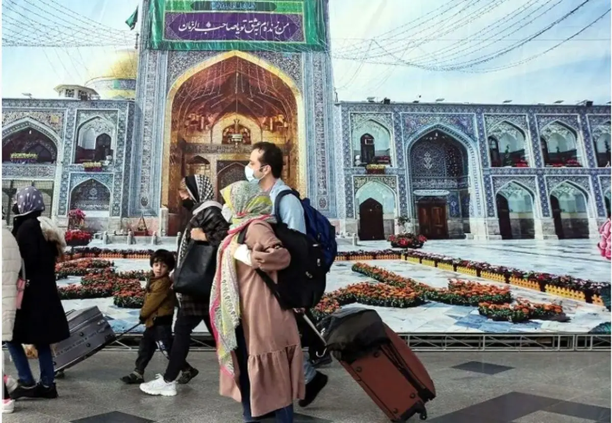 مشهد آماده میزبانی از خیل عظیم زائران در نوروز ۱۴۰۴/ کاهش سی درصدی نرخ هتل‌های مشهد