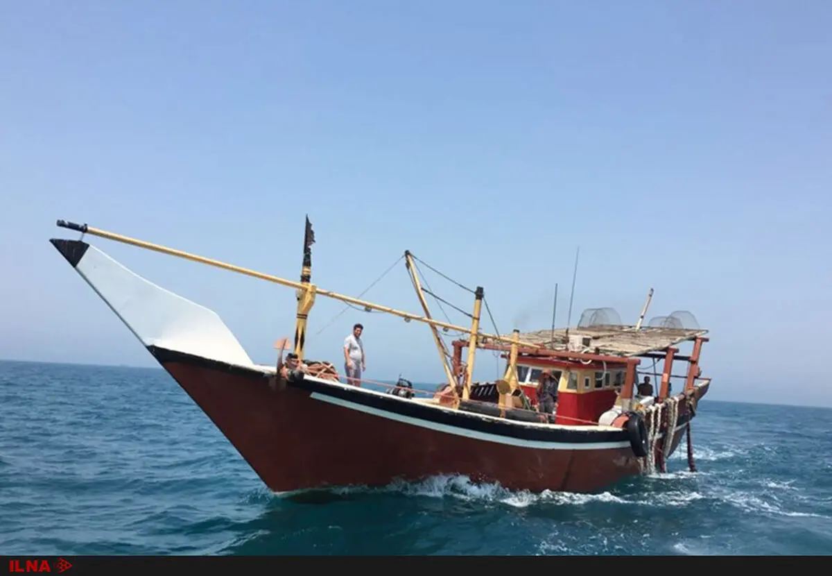 صیادان هرمزگانی چشم به راه فصل صید میگو/ کاهش صید در بحبوحه کرونا