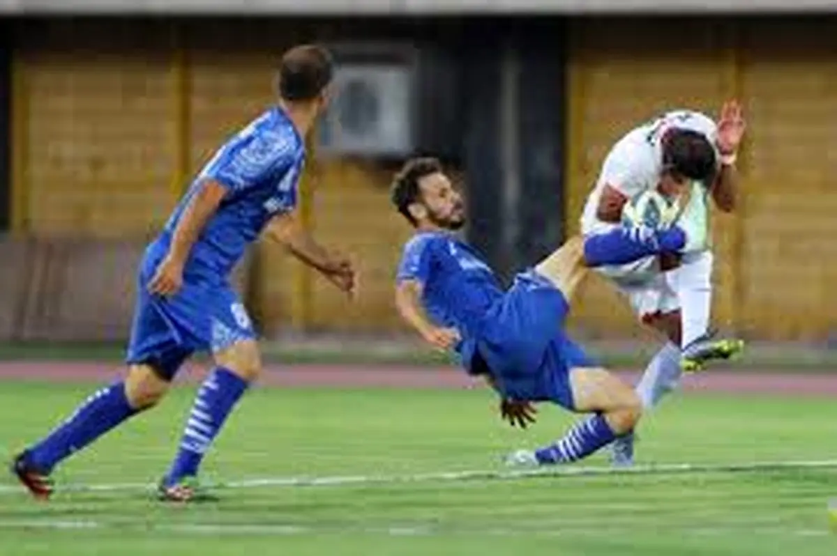 ویدئو: تکرار گل دروازه‌بان بنفیکا در لیگ دسته سوم ایران