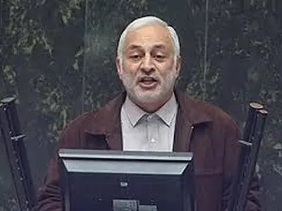 چینی‌ها فعالیتی در بستر دریاچه ارومیه ندارند/ خشک شدن دریاچه برای استحصال منابع، کذب است 