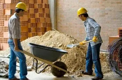 جزئیات یک نشست در تامین اجتماعی/ کارگران ساختمانی بیمه می‌شوند؟