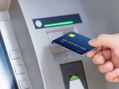العملیات المصرفیة الالکترونیة تنمو 37 بالمئة فی ایران