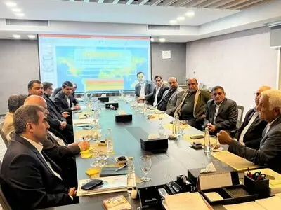 هم‌اندیشی ماهان و منطقه آزاد اروند برای توسعه آبادان و خرمشهر 