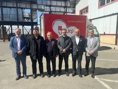 بسته‌های معیشتی شرکت " ناسیونال ایران(تولیپس)" به پاکبان های ناحیه ۶ منطقه ۶ 