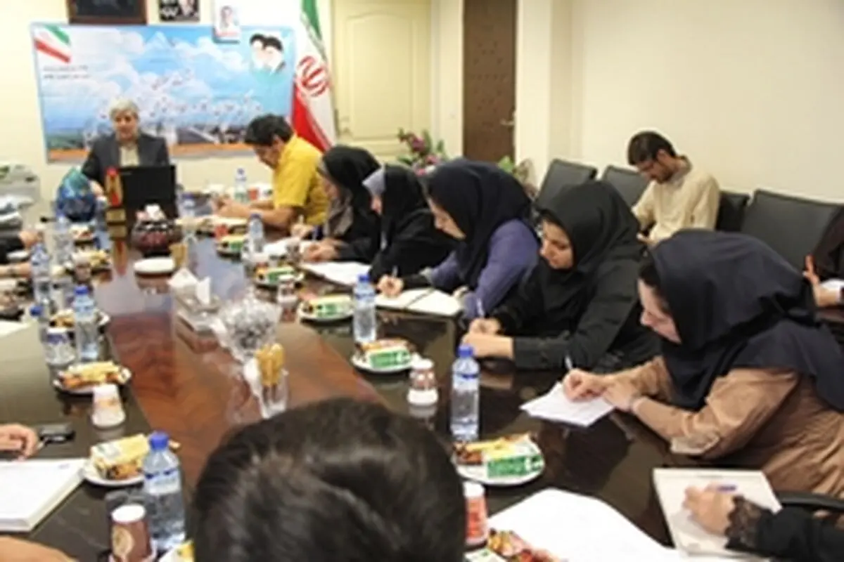 خلق فرصت‌های جدید وافزایش رفاه عمومی موجب افزایش سرمایه‌گذاری‌ها در کشور می‌شود