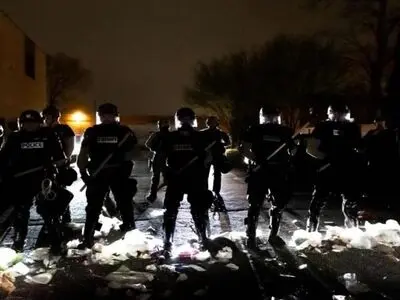 از سرگیری تظاهرات در مینیاپولیس در پی کشته شدن یک شهروند سیاه‌پوست توسط پلیس
