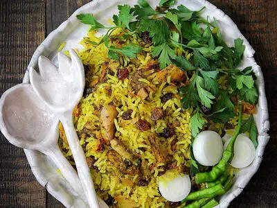 طرز تهیه امگشت پلو با تن ماهی