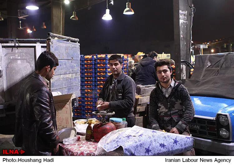 تب و تاب شیرین قاچاق در میدانی که خواب ندارد