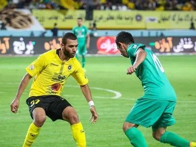 چند پیشنهاد برای جذب منصوری از سپاهان