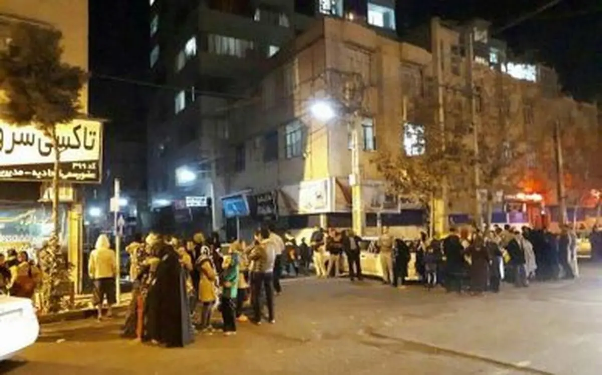 یک کشته و 56 مجروح بر اثر زلزله شب گذشته/تعطیلی مدارس و دانشگاه‌های البرز و تهران