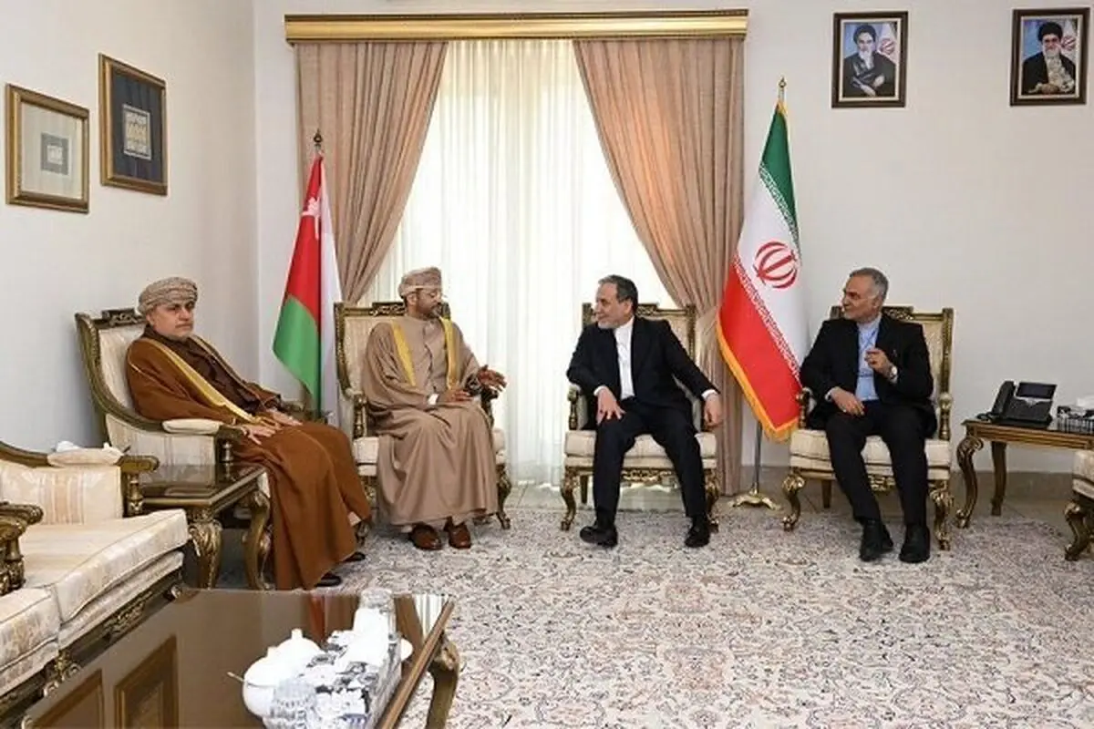 تبادل نظر وزرای خارجه ایران و عمان در مورد تحولات مرتبط با مذاکرات