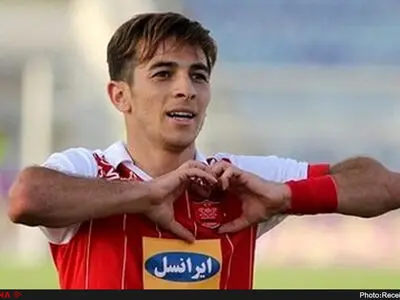 توافق باشگاه پرسپولیس با فرشاد احمدزاده
