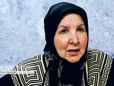 مجسمه هنوز نتوانسته جایگاهش را در جامعه تثبیت کند/ در حوزه مجسمه‌های شهری فقیر هستیم/ آثار تقلیدی برای شهرهای ایرانی کسر شان هستند