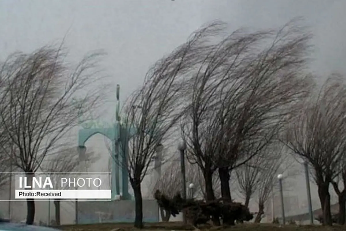 طوفان در کرج ٢٨ مورد حادثه رقم زد