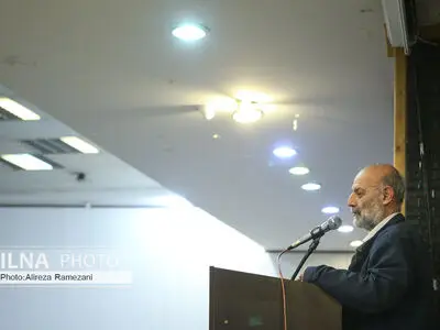 مراسم بزرگداشت دهه فجر در دانشکده علمی و کاربردی خانه کارگر