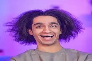 تصاویری عجیب از سیل جمعیت نوجوان برای دیدار با «نیما تکیدو» جنجالی شد+ فیلم