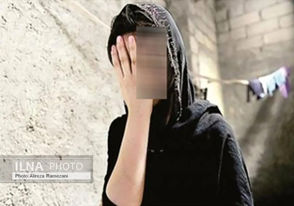 فرار دختربچه تهرانی بخاطر دیدن صحنه باورنکردنی از مادر برهنه در خانه 