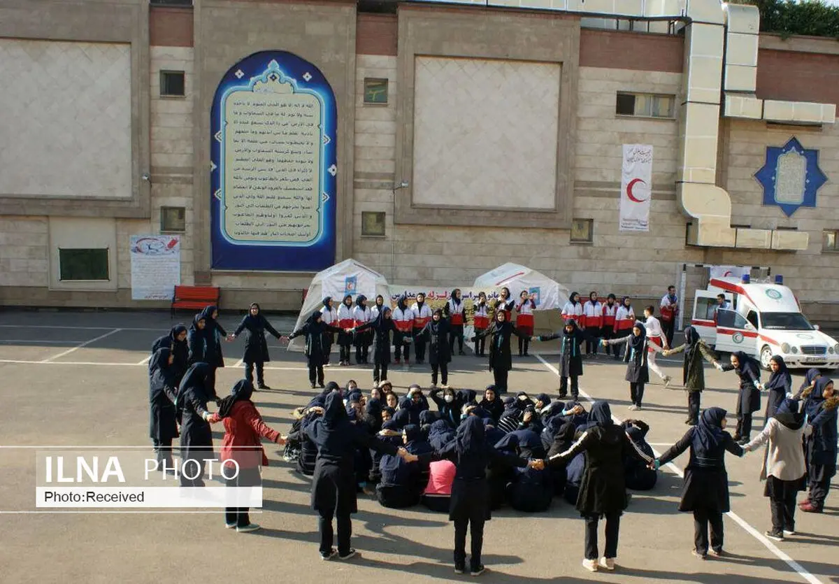 دانش‌آموزان قزوین با ایمنی در برابر زلزله آشنا شدند