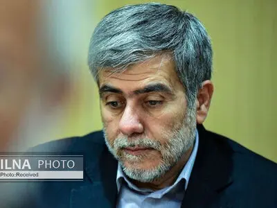 احتمال حذف پیمانکاران کوچک و ادغام در چند شرکت بزرگ/ بازهم افزایش حقوق رسمی‌های نفت در راه است؟ / لزوم تغییر نظامِ «حقوق و دستمزد کارگران»