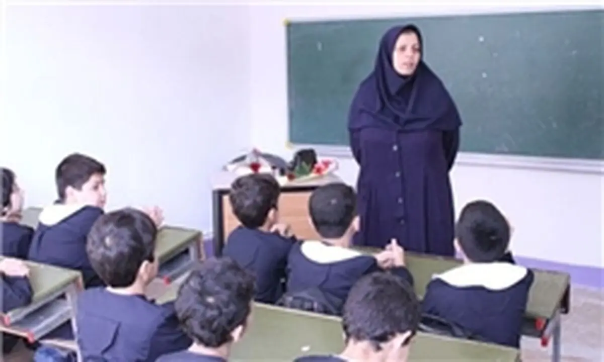 حقوق دبیران مدارس غیردولتی از سال تحصیلی آینده توسط موسسان مشخص می‌شود