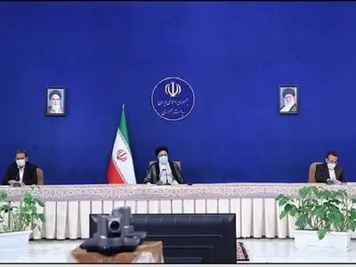 الرئیس الایرانی یؤکد شراء 30 ملیون جرعة من لقاح کورونا