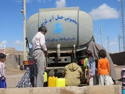 هدف‌گذاری آب‌رسانی سیار به 285 روستای استان مرکزی در سال جاری 