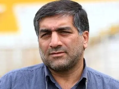 عیسی زاده: شاید مجبور شویم یکی دو بازیکن را بفروشیم / تا وقتی من باشم پورموسوی در صنعت نفت سرمربی است