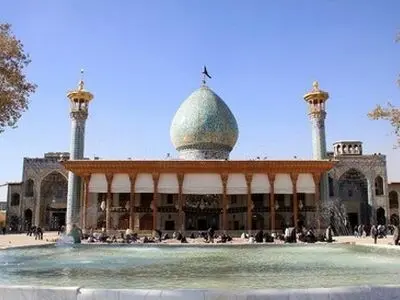 پیگیری ثبت سالروزشهادت حضرت شاهچراغ در تقویم رسمی کشور 