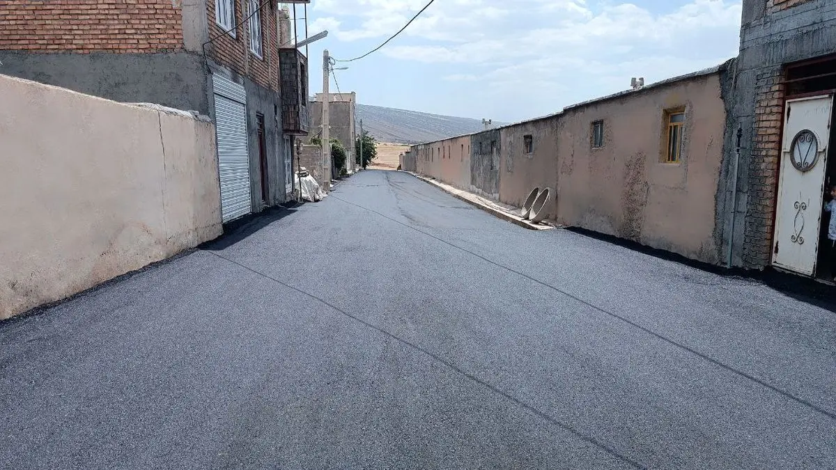 آغاز عملیات آسفالت در 6 روستای شهرستان ایوان
