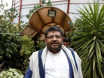 Houthi leader dismisses U.S. sanctions, warns of expanded attacks