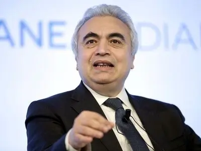 عصر سوخت‌های فسیلی به پایان نزدیک است