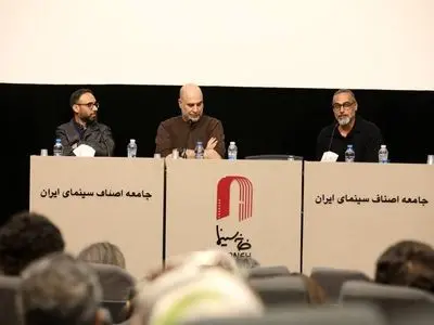 تقوایی؛ فیلسوف پشت دوربین