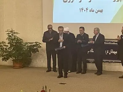 تبدیل علم به ثروت، راه‌حل بحران‌های ملی آب و انرژی/حل مشکل آب و انرژی نیازمند تغییر پارادایم است/پژوهشگاه باید قطب درآمدزایی شود 