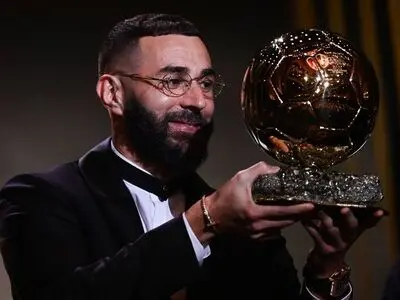 توپ طلای 2022 به کریم بنزما رسید
