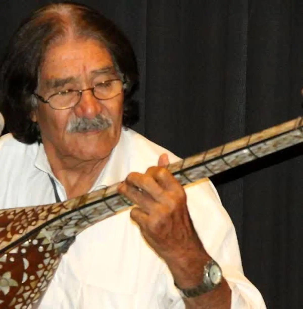 استاد «عاشیق» آذربایجان غربی درگذشت