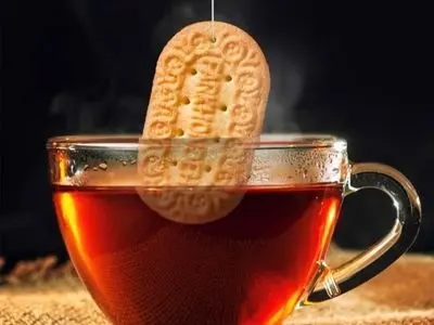 بیسکویت فرخنده و دلایل تاریخی موفقیت های این برند ملی
