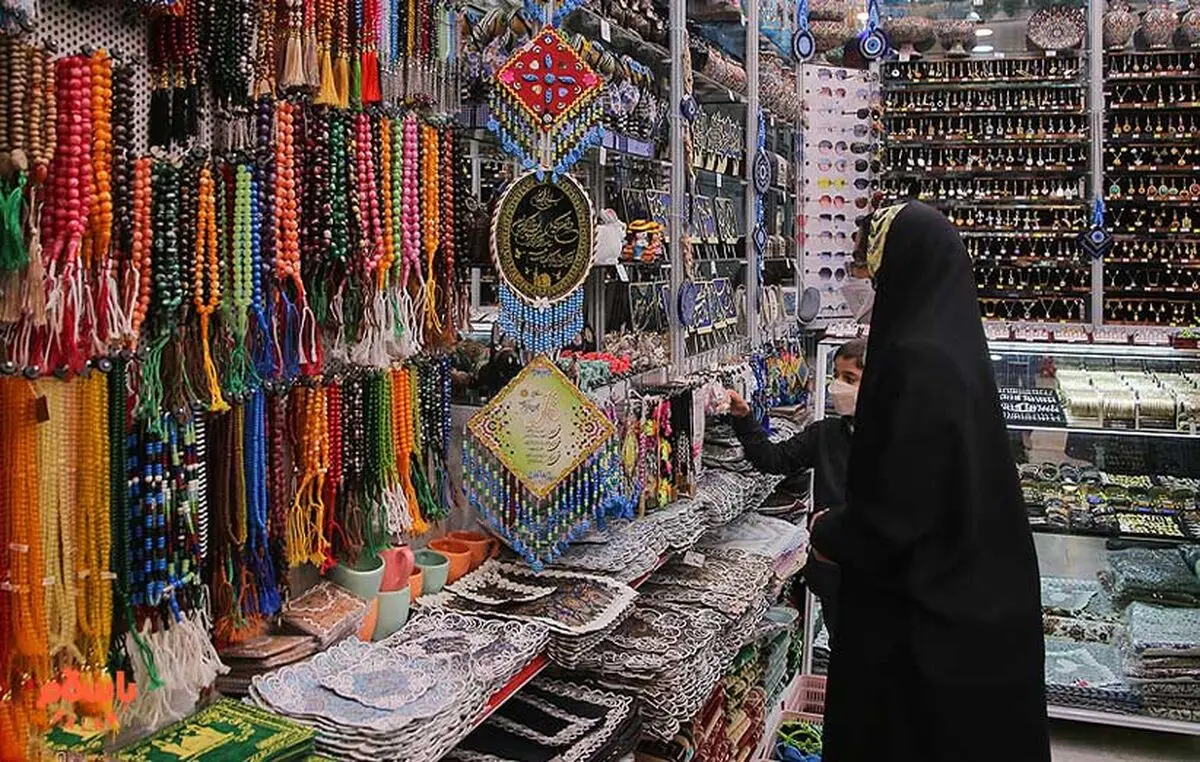 نخستین نمایشگاه منطقه‌ای صنایع‌دستی و هنرهای سنتی با رویکرد موضوعات مذهبی در قم افتتاح شد