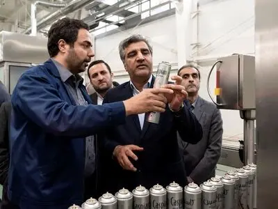 بازدید استاندار گیلان از کارخانه فومن شیمی و داروسازی کاسپین 
