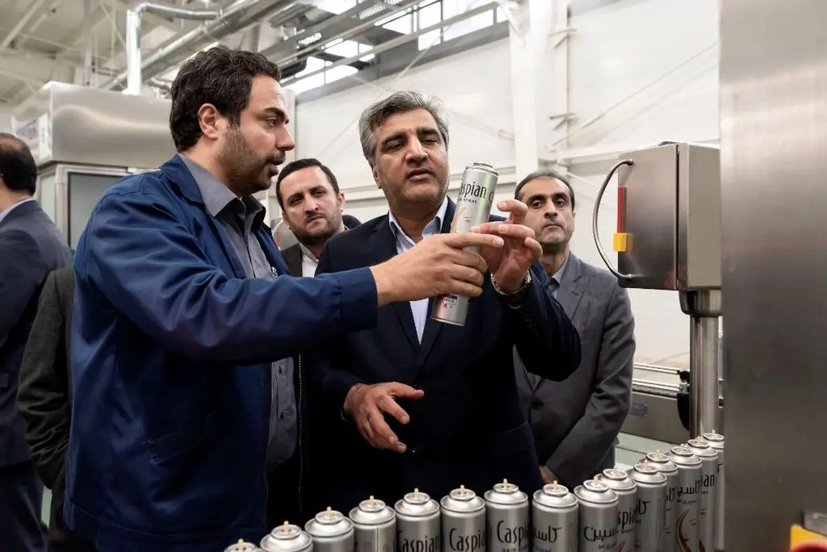 بازدید استاندار گیلان از کارخانه فومن شیمی و داروسازی کاسپین 