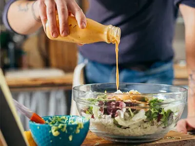 طرزتهیه 5 سس و چاشنی سالاد رژیمی