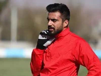 سینا عشوری تراکتور را محکوم کرد (سند)
